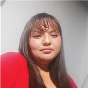 Nativa quiere enseñar su idioma